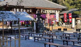 雷電神社の境内の画像