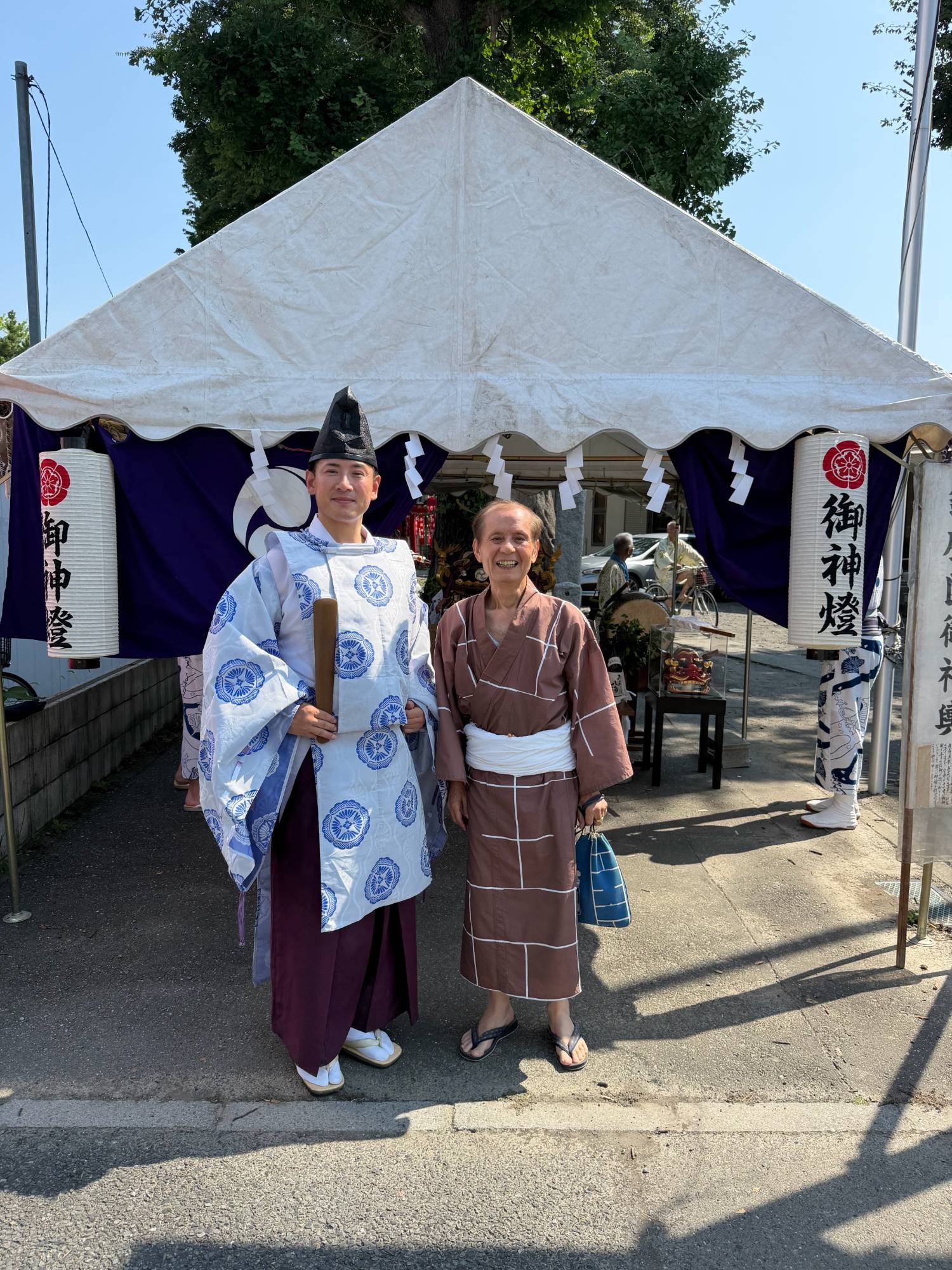 熊谷うちわ祭 銀座区の会所にて 上之雷電神社の神職と新島昭夫さま